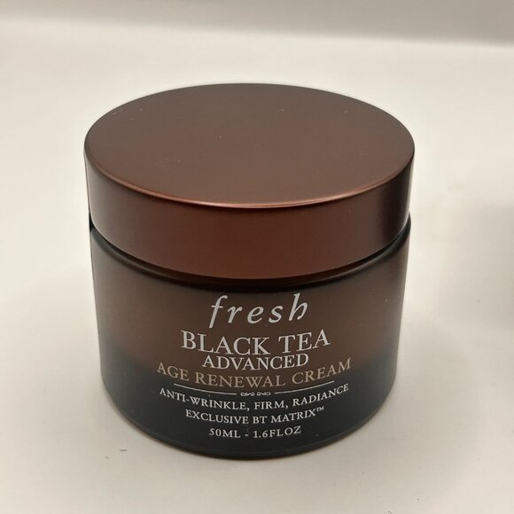 Fresh Black Tea Advanced Age Renewal Cream anti wrinkle, firm, radiance creme - Picture 3 of 5